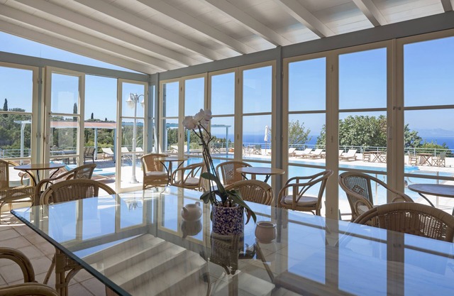 Mira Resort