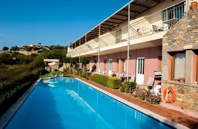 Mirabella Apartments