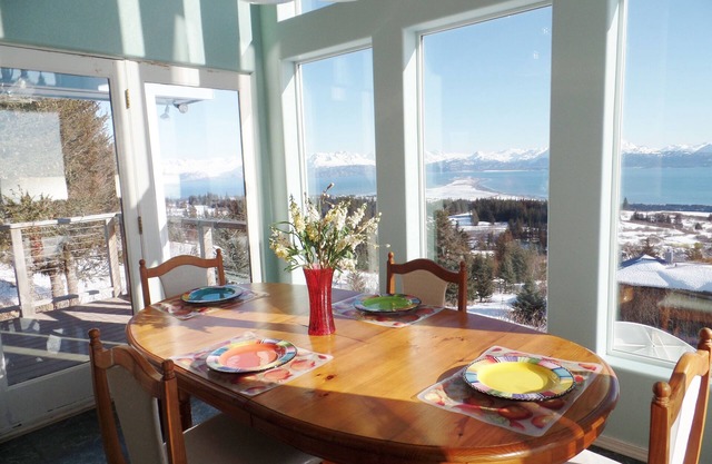 Miracle Ridge: hermosa casa privada con vista a la bahía de Kachemak y la entrada de Cook