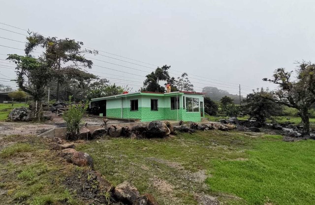 Miravalles Volcano House, junto Volcán Rincón de la vieja y Tenorio, rio Celeste