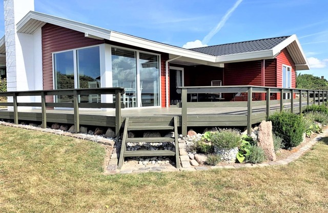"Miriam" - 300m from the sea by Interhome