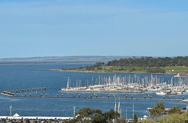 MIRIMAR APARTMENTS 1 Bedroom Apartment with Bay Views on the Geelong Waterfront - 1003