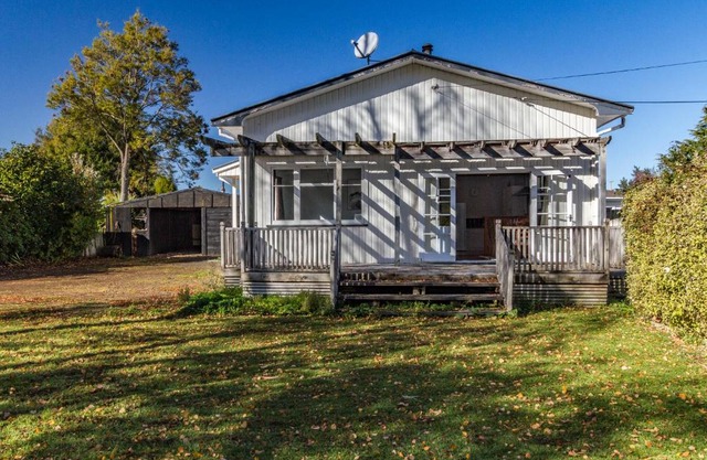 Miro Cottage Retreat - Ohakune Holiday Home