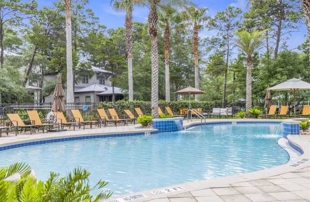Missouri Loves Company | Golf Cart | Close To Pool
