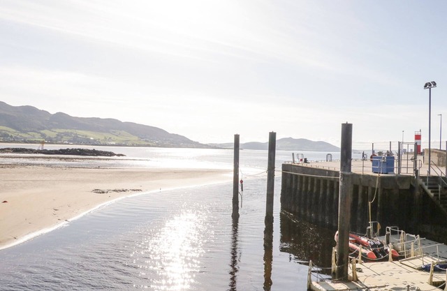 MISSY'S HOUSE, pet friendly in Buncrana, County Donegal