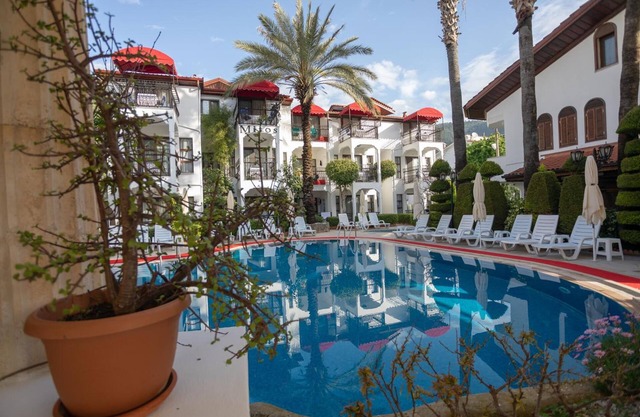 Mitos Apartments