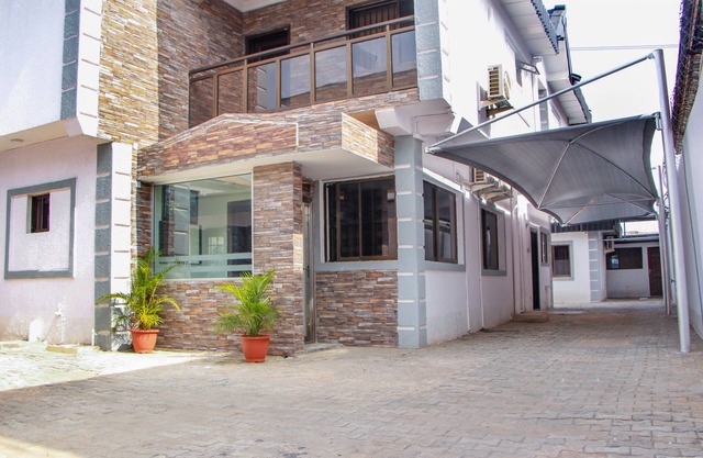 Mitos Luxury Suites