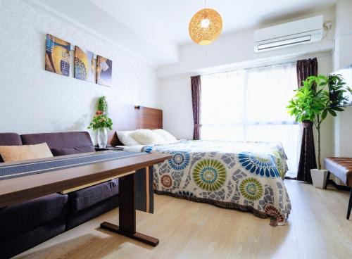 MIYAVI#302 3min walk Narimasu Station, 4 people, wide queen bed & sofa, Tokyo's largest Don Quijote