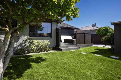 MM Villa - Christchurch Holiday Home
