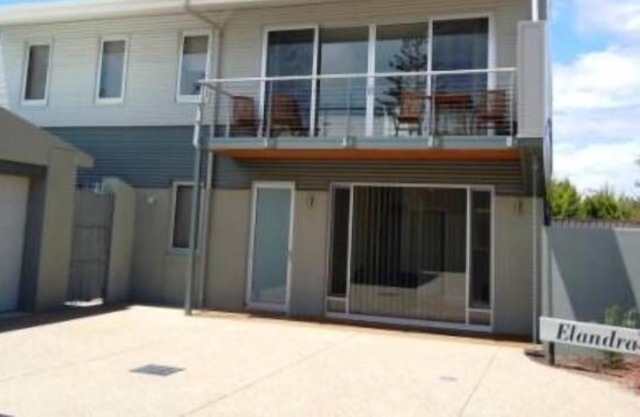 Playa de Moana “Elandra Beach House”