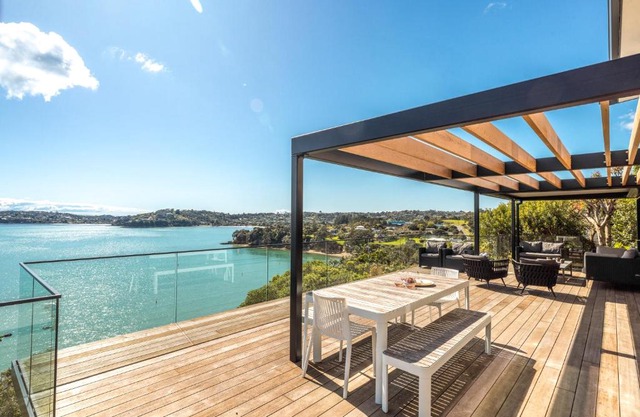 Moana Retreat - Stay Waiheke