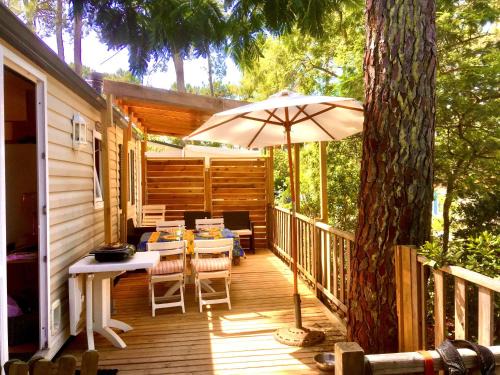 mobil home au Cap Ferret, situé au camping 4 étoiles Siblu les Embruns à Claouey