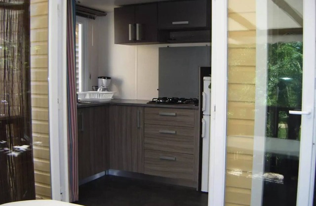 Mobil home COMFORT PLUS / 2 Schlafzimmer - Geschirrspüler und TV - Klimaanlage 6 Personen