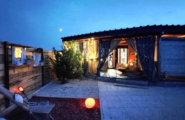 Mobile Home Cabana with HotTube&Sauna
