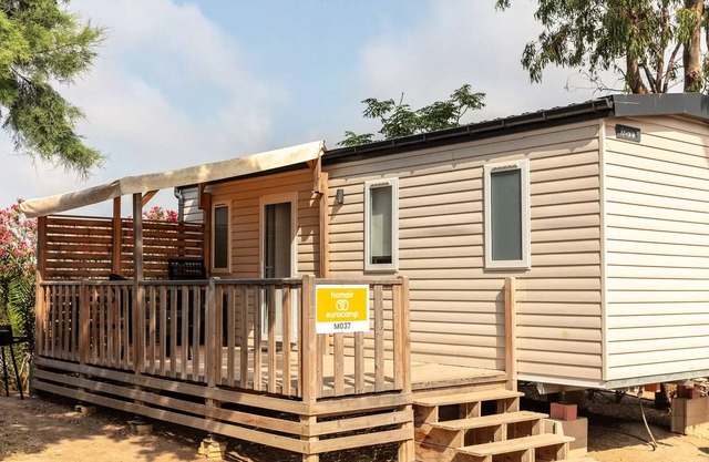 Mobile-home | Comfort | 2 Bedrooms | 4 persons | Raised terrace