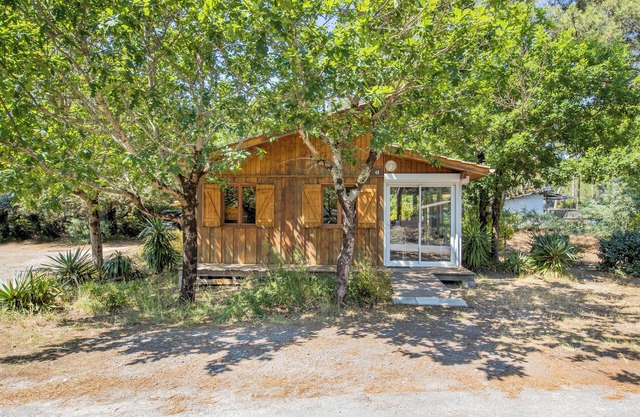 Casa móvil 'Californie 48' con piscina compartida, terraza privada y Wi-Fi