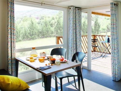 Mobile Home in Sachsenburg by River Drau