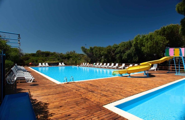 Mobilehome with pool, terrace and air conditioning