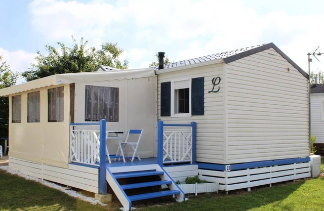 Camping Au Pré de l'Etang - Casa móvil 3 piezas para 4 personas