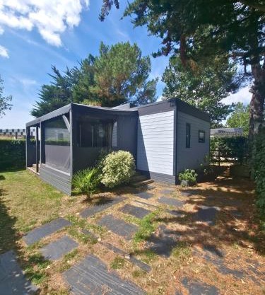 Mobilhome 2 sdb, barbecue, proche mer, piscine