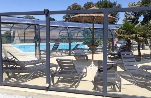 Mobilhome by the sea for 4 pers. in the Bay of Mt St Michel -50-JULLOUVILLE