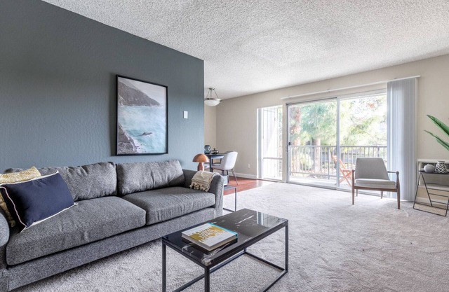 Mod Mountain View 1BR w/ Pool, Gym, nr. Facebook & Apple by Blueground