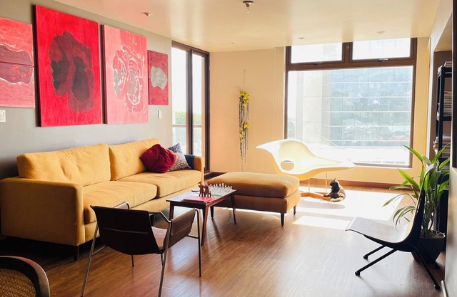 Hermoso apartamento en zona 10, precio especial.