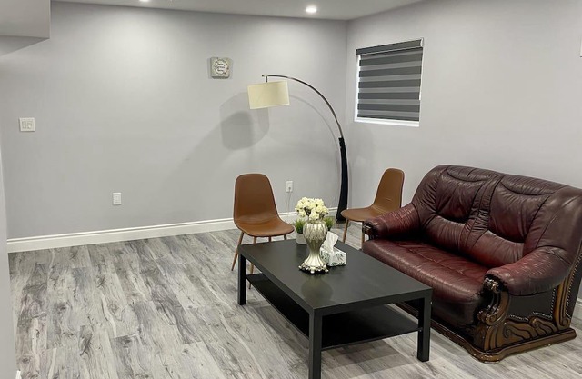 Modern 1BR Basement Retreat