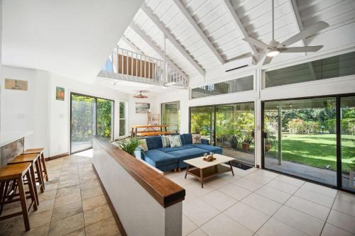 Modern 1BR Kamahana Condo with Tropical Breezes, Pool