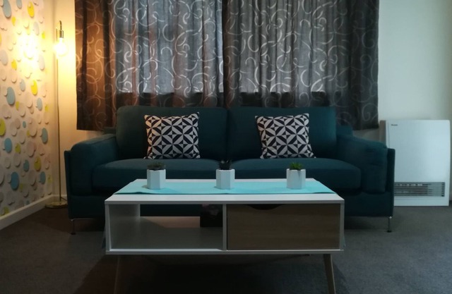 Apartamento moderno de 2 dormitorios - Hokowhitu, cerca de Massey