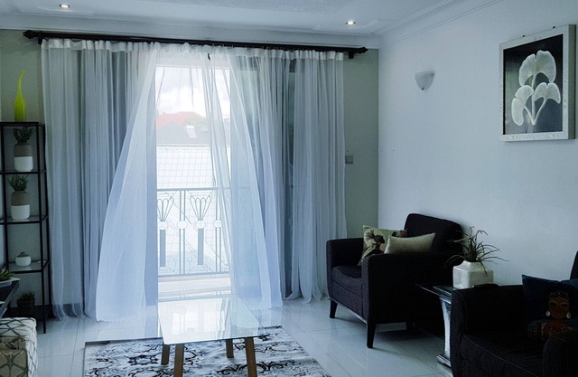 Apartamento moderno de 2 dormitorios y 2 baños totalmente amueblado