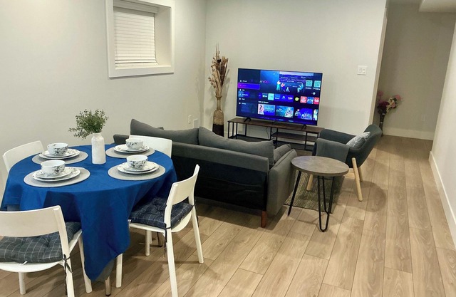 Modern 2-Bedroom Apartment in a Quiet Suburb;Close to Shops, Banks, and Airport!