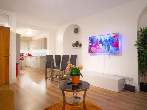 Modern 2 Bedroom Apartment in Woolwich