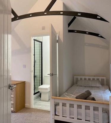 Modern 2 bedroom cottage near Bike Park Wales.