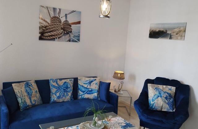 Moderno apartamento de 2 habitaciones-confort - balcón, WLAN, TV, cerca del centro de la ciudad