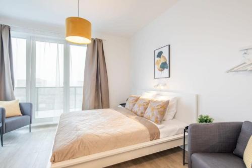 Modern 2-room flat with terrace