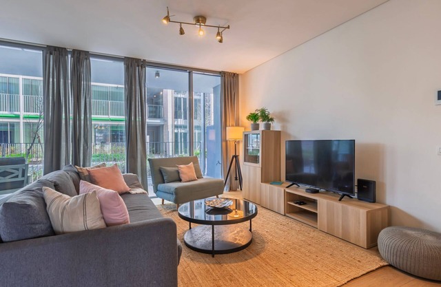 Modern 2BDR Apartment w/ Garage by LovelyStay