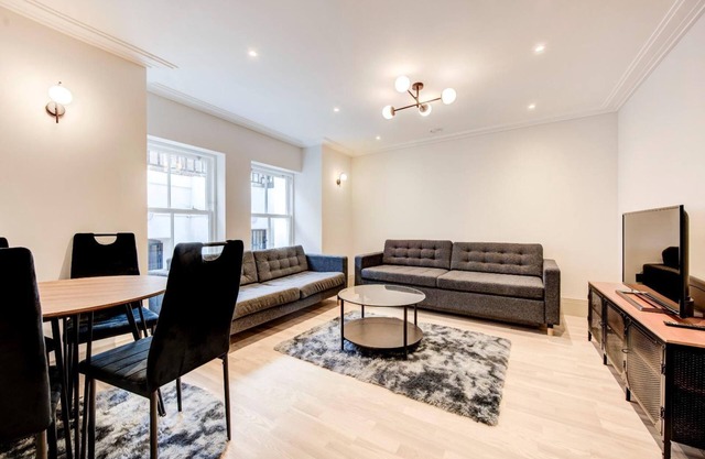 Modern 2Bed 1 Bath 5ppl/ 1 min Russel Square Tube
