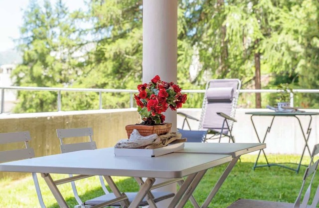 Modern 2bedrooms apartment with garden and parking