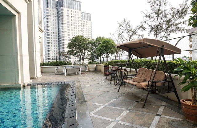 Modern 2BR at The Belleza Apartment