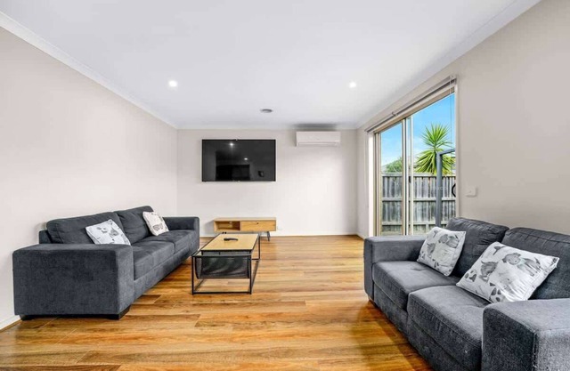 Modern 2BR Comfort in the Heart of Officer