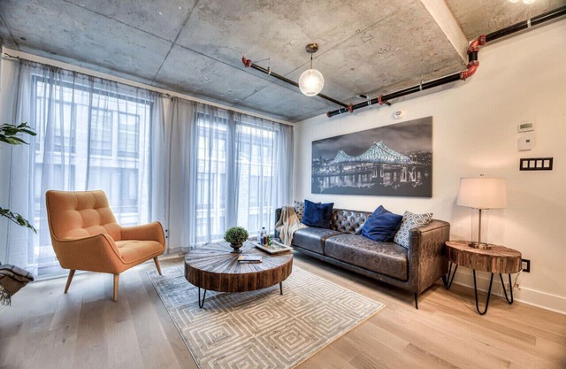 Old Montreal 2 BD Modern Hotel