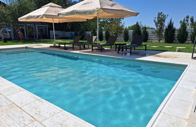 Modern 3 bedroom house with private pool