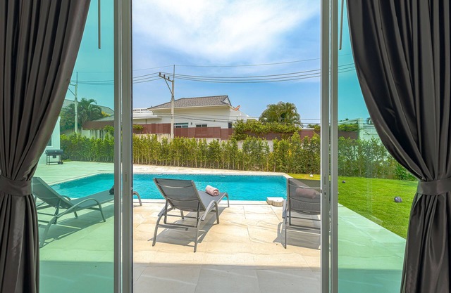 Modern 3 Bedroom Private Pool Villa KH-A1