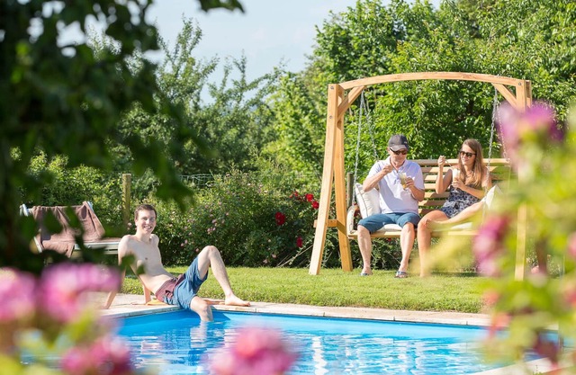 Modern 3 room country house holiday apartment for families and couples