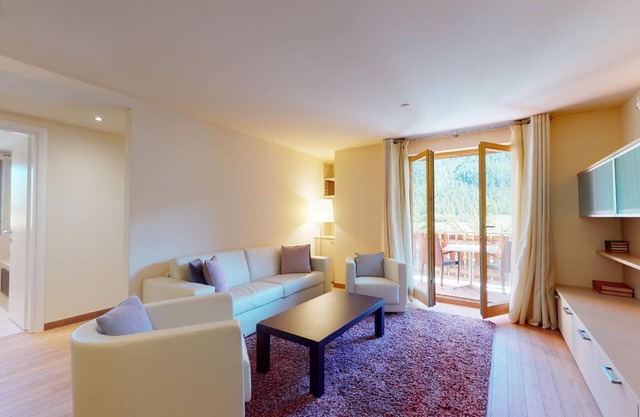 Modern 3½ room flat on the ground floor, approx.