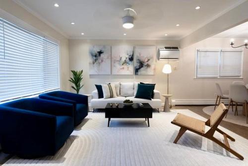 Modern 3BR Suburb Retreat Near EWR Airport Just 10 Min to Newark & 25 Min to NYC