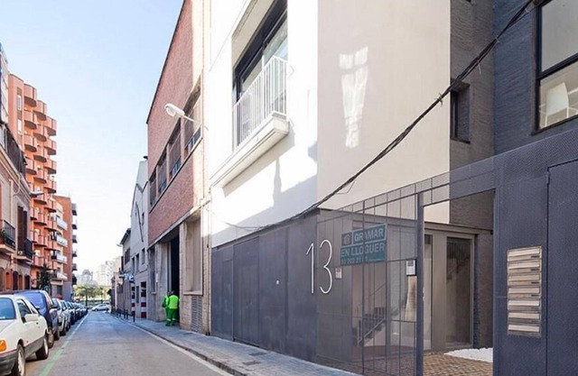 Modern and Chic Apartments in Gracia