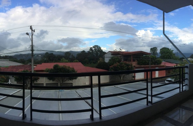Alojamiento moderno y confortable Turrialba