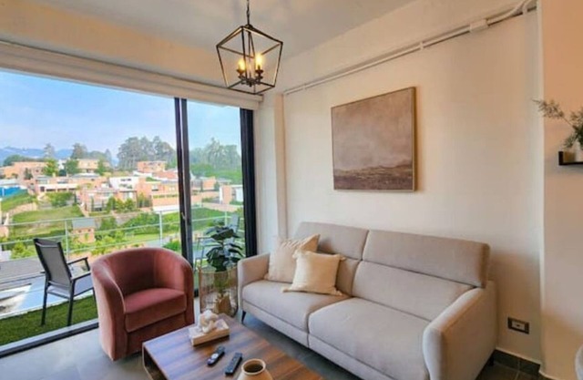 Modern and Comfortable Apartment In front of Cayala